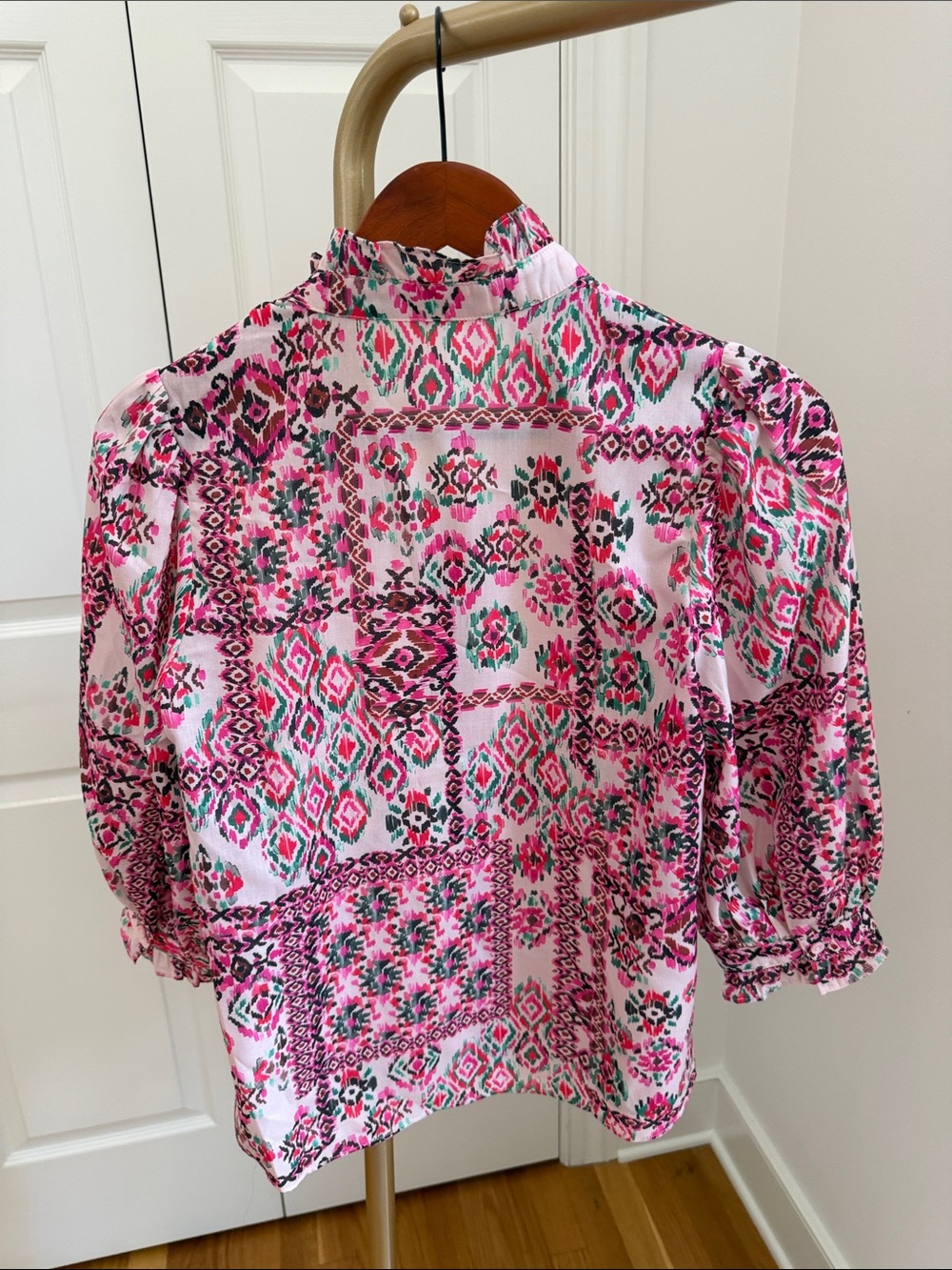 Pink Patterned Ruffle-Collar Blouse - Picture 3 of 3